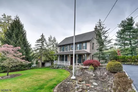 273 French Hill Rd, Wayne, NJ 07470