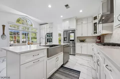 Kitchen - 6 Diane Ct, Wayne, NJ 07470 photo 1 of 1