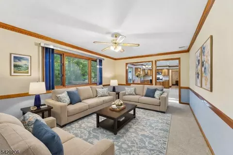 86 Timberline Dr, Wayne, NJ 07470 photo 10