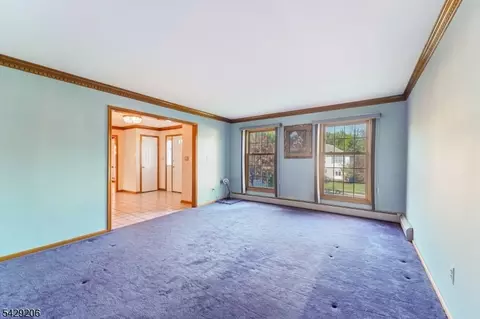 86 Timberline Dr, Wayne, NJ 07470 photo 5