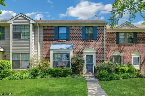 60 Woodward Ln, Basking Ridge, NJ 07920