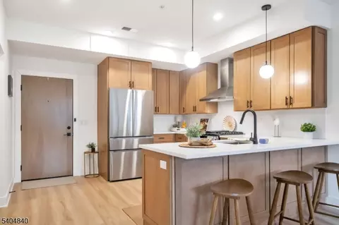 20 Encampment Ct 303 #303, Montville Twp, NJ 07082