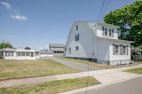 46-50 Morgan Ave, Hamilton, NJ 08619