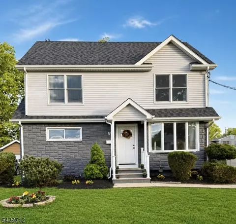 81 Hutchinson St, Clark, NJ 07066