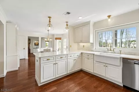 4 Flintlock Rd, Flemington, NJ 08822 photo 14