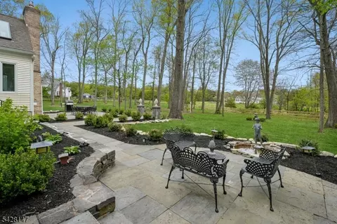 4 Flintlock Rd, Flemington, NJ 08822 photo 4