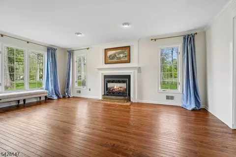 4 Flintlock Rd, Flemington, NJ 08822 photo 11