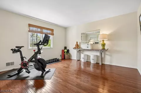 4 Flintlock Rd, Flemington, NJ 08822 photo 33