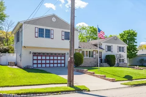 208 Perry St, Dover, NJ 07801 photo 4