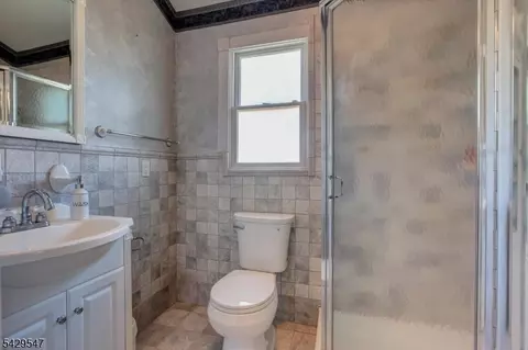 208 Perry St, Dover, NJ 07801 photo 18