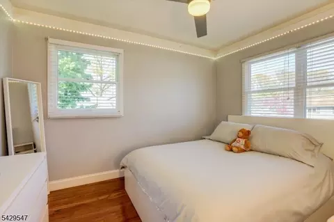 208 Perry St, Dover, NJ 07801 photo 22