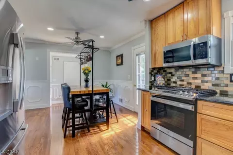 208 Perry St, Dover, NJ 07801 photo 11