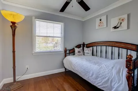 208 Perry St, Dover, NJ 07801 photo 23