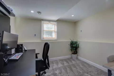 208 Perry St, Dover, NJ 07801 photo 28