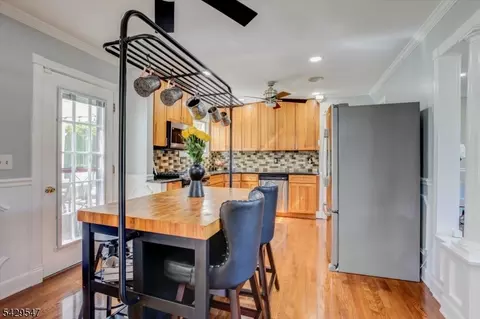 208 Perry St, Dover, NJ 07801 photo 12