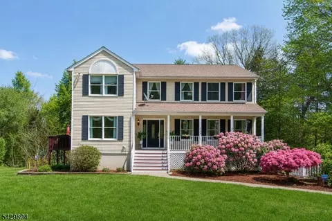 44 Dover Milton Rd, Oak Ridge, NJ 07438
