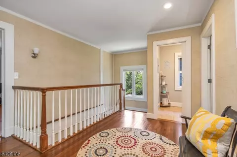 Entry Way - 3 Oak Ridge Ave, Summit, NJ 07901 photo 6 of 6