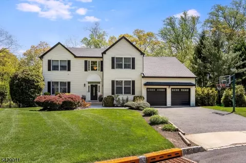 55 Highwood Rd, West Orange, NJ 07052