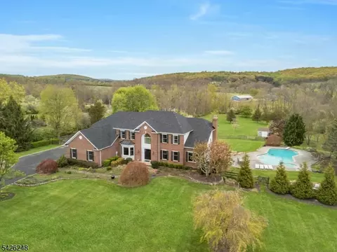 1029 Old Chester, Far Hills, NJ 07931