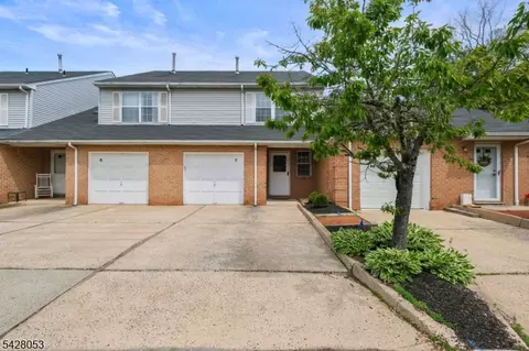 7 Lee Ct #7, Lebanon, NJ 08833