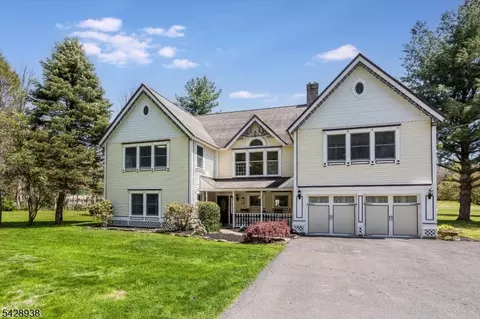 107 South St, Byram Township, NJ 07821