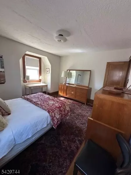Bedroom - 1075 Thomas St, Hillside, NJ 07205 photo 2 of 2