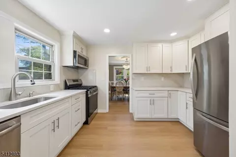 Kitchen - 121 Meisel Ave, Springfield, NJ 07081 photo 3 of 3