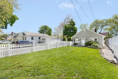 338 Willow Ave, Scotch Plains, NJ 07076