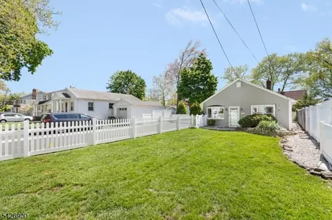 338 Willow Ave, Scotch Plains, NJ 07076