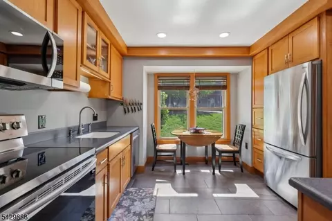 8 Bob White, Hackettstown, NJ 07840 photo 11