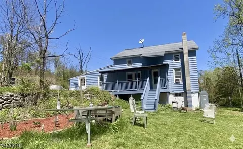 176 Margaret King Ave, Ringwood, NJ 07456