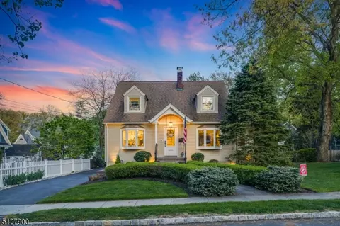 7 Meadow Rd, Chatham, NJ 07928