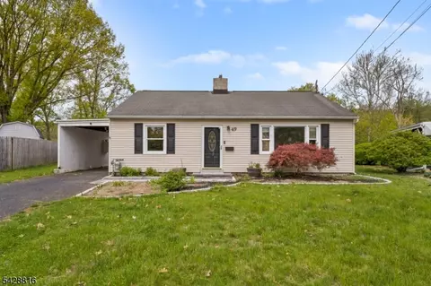 49 Louis Ave, Middlesex, NJ 08846