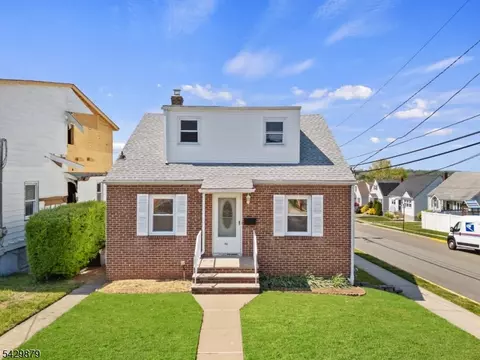 765 Chase Ave, Lyndhurst, NJ 07071