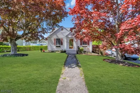43 Everett Dr, Dover, NJ 07801