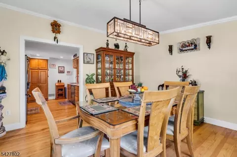 43 Everett Dr, Dover, NJ 07801 photo 11