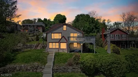 78 Koclas Dr, Netcong, NJ 07857