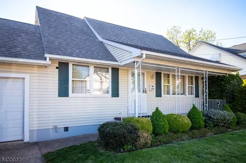 226 S 5th Ave, Manville, NJ 08835