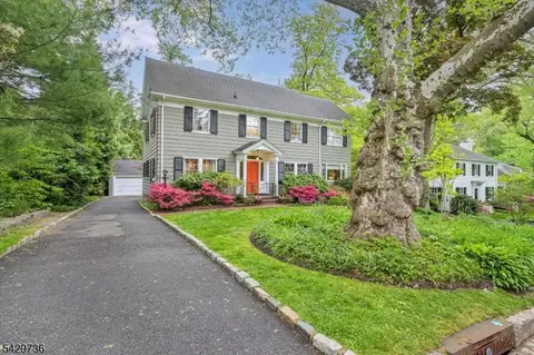 35 Durand Rd, Maplewood, NJ 07040