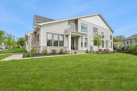 36 Brambling Rd, Berkeley Heights, NJ 07922