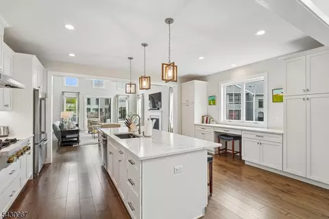 36 Brambling Rd, Berkeley Heights, NJ 07922 photo 8