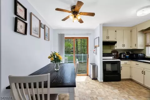 140 Papscoe Rd, Hewitt, NJ 07421 photo 17