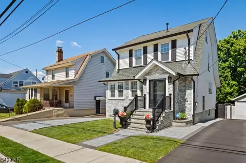 1012 Falls Ter, Union, NJ 07083