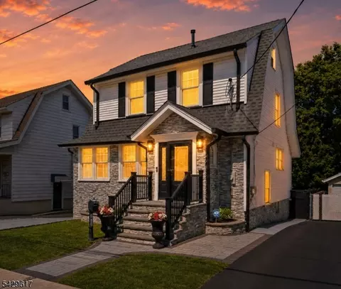 1012 Falls Ter, Union, NJ 07083