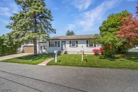355 Kent St, Phillipsburg, NJ 08865