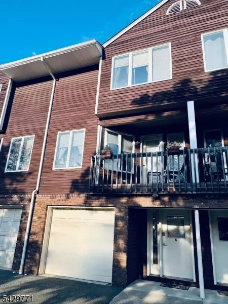 8 Leary Ave UNIT G, Bloomingdale, NJ 07403