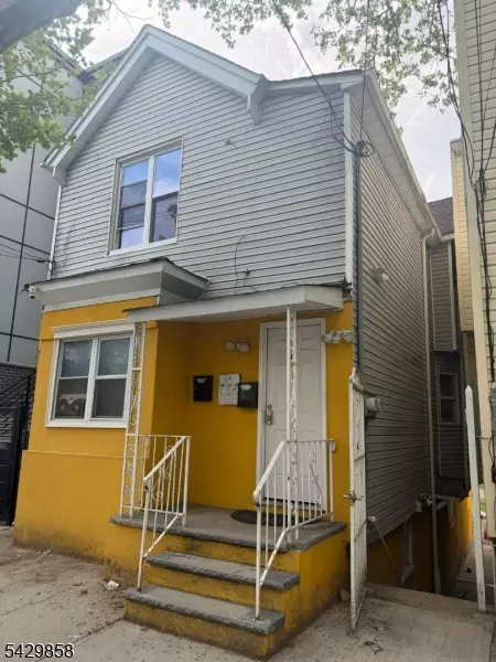 78 Garside St, Newark, NJ 07104