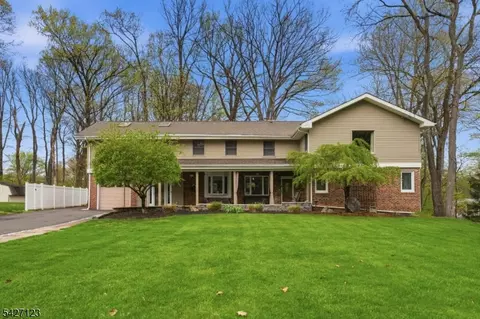 7 Oswego Ave, Rockaway, NJ 07866