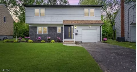 1318 Marcella Dr, Union, NJ 07083