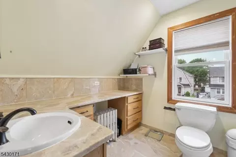 Bath - 145 Terhune Ave, Passaic, NJ 07055 photo 2 of 4